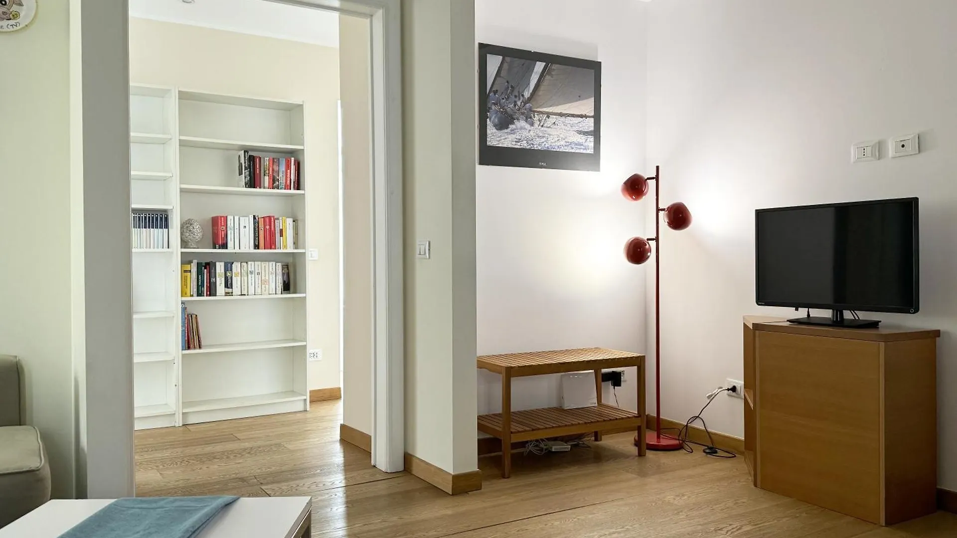 Joivy Cosy Ticinese Retreat 1-Bed Flat Near The Duomo location