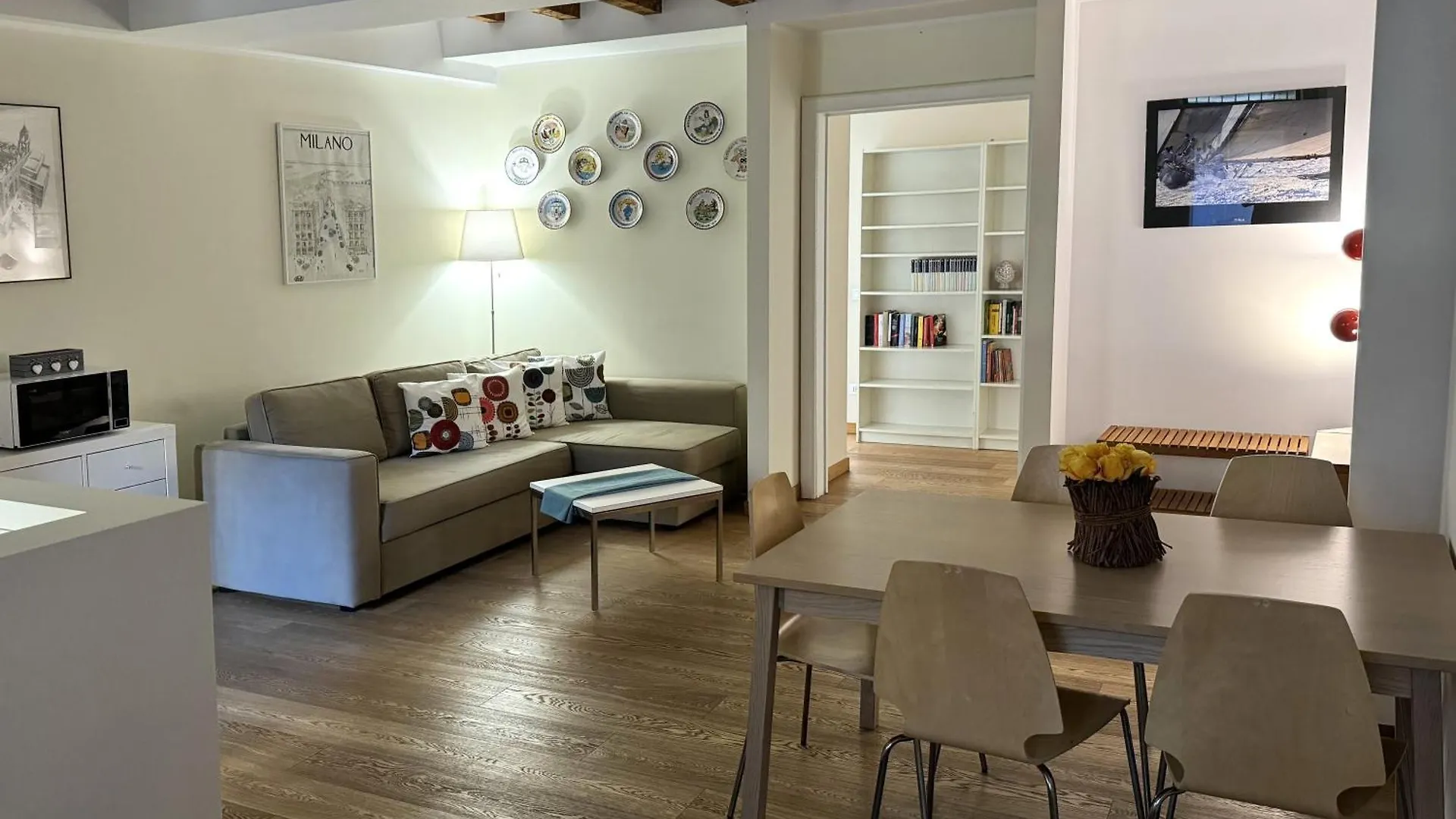 Joivy Cosy Ticinese Retreat 1-Bed Flat Near The Duomo Apartment Milan
