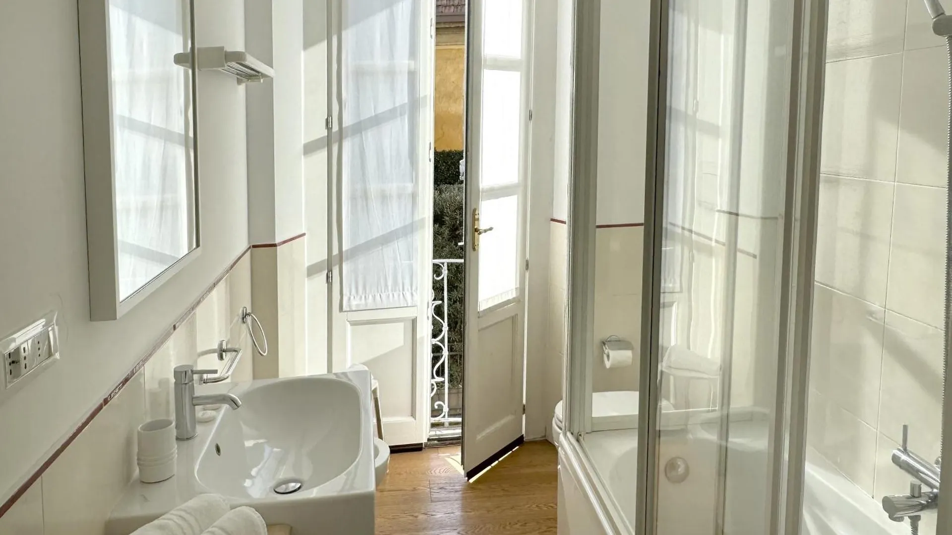 Joivy Cosy Ticinese Retreat 1-Bed Flat Near The Duomo Apartment Milan 0*,  Italy